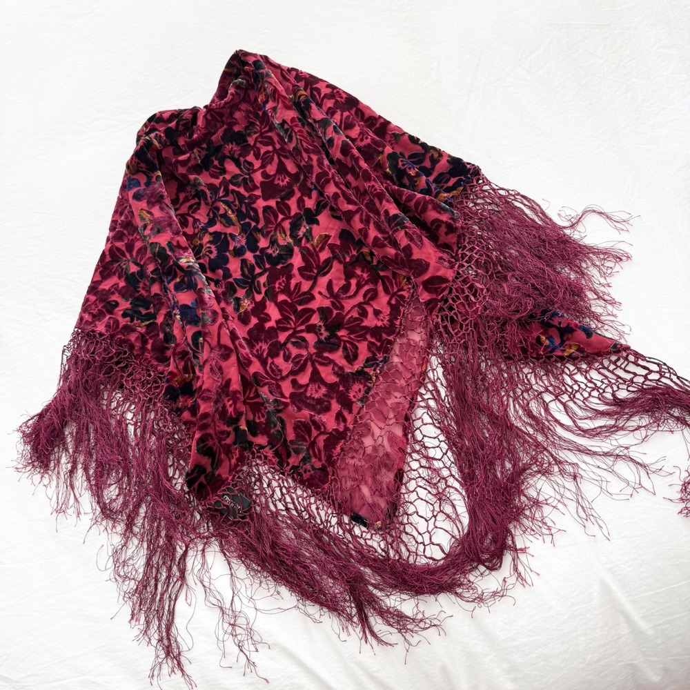 Adrienne Landau Floral Burnout Velvet Fringe Kimono Wrap One Size